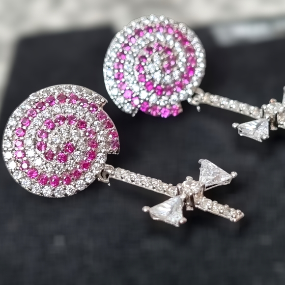 Rhinestone Lollipop Earrings with a Swirly Pink Pattern. NEW - Picture 3 of 3